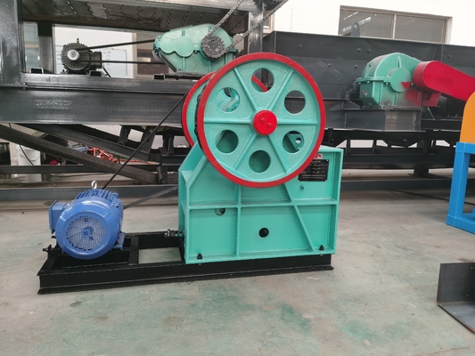 CS1160 1000kg Jaw Cone Crusher River Stone Crusher Machine Portable Concrete